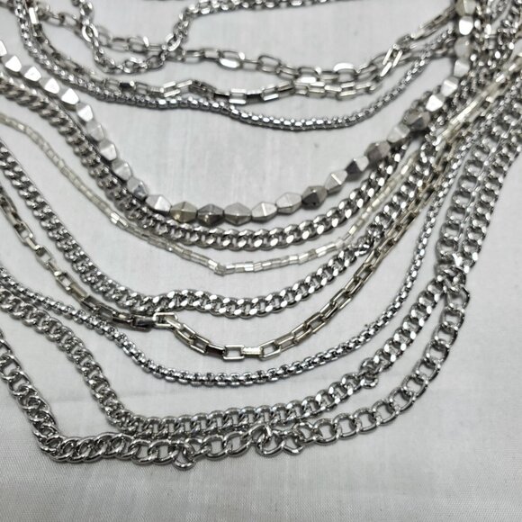 Bijou Drive  silver chain and beaded necklace 18 strands - Picture 4 of 8